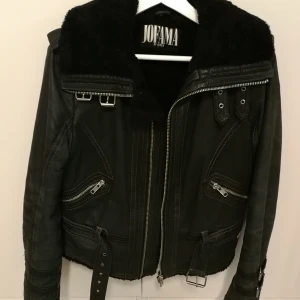 Jofama by Kenza 7 - Använd under några vintrar. Nypris ca 3000