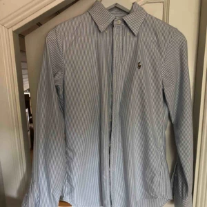  - Använd en gång, figursydd.  Endast swish, köparen står för frakten 