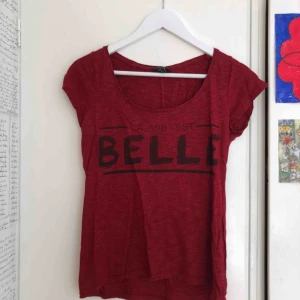  - Röd söt tröja från new yorker!