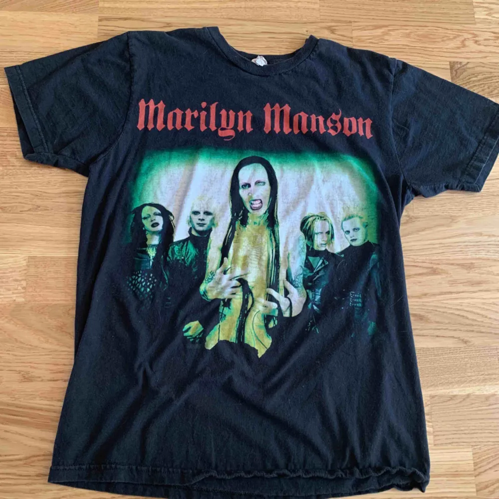 vintage Marilyn Manson t-shirt 🧟‍♂️Frakt 50kr🧟‍♂️. T-shirts.