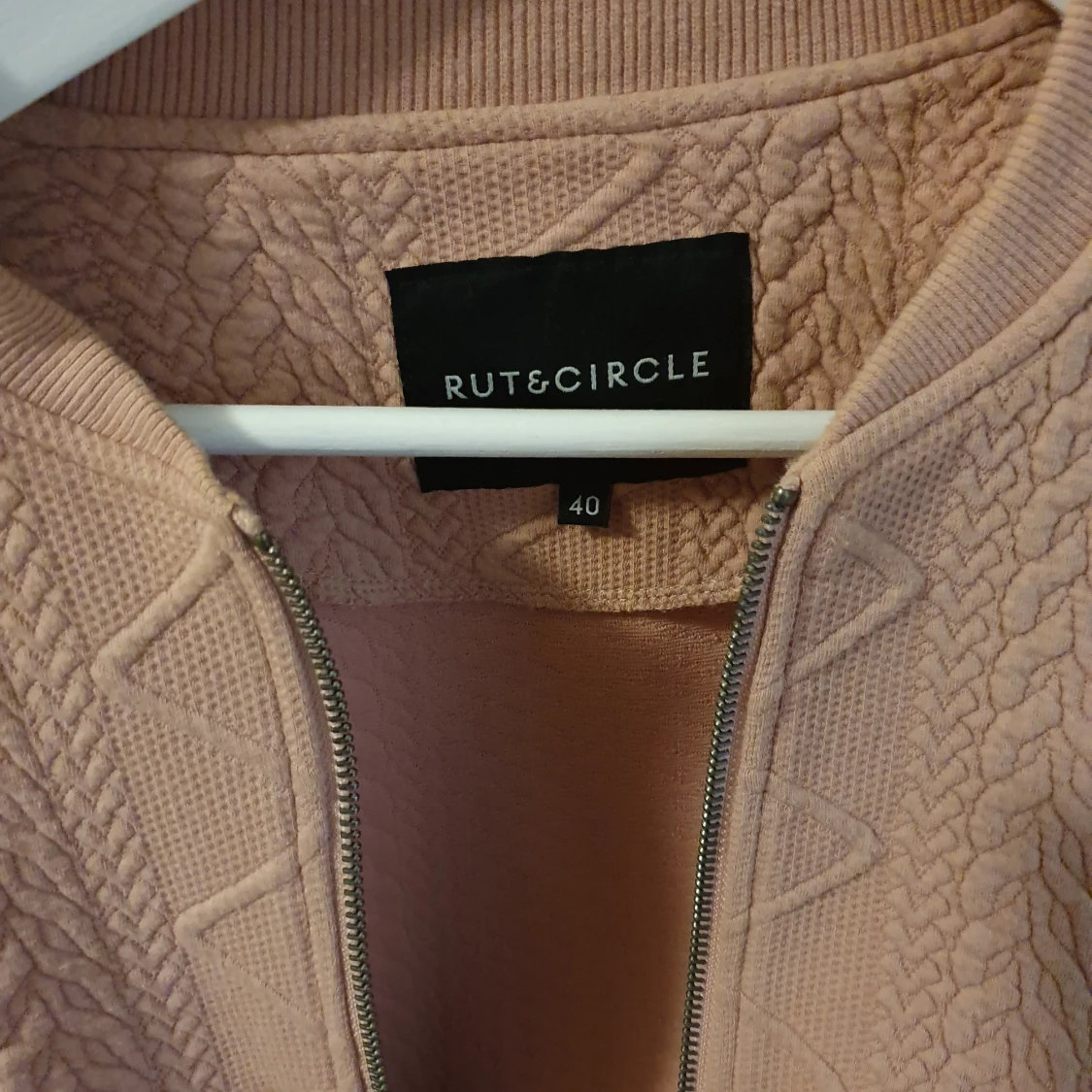 Tunn jacka/tröja  - 90