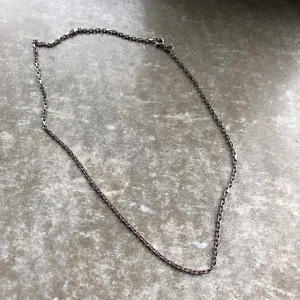 Halskedja - Halskedja. 41cm