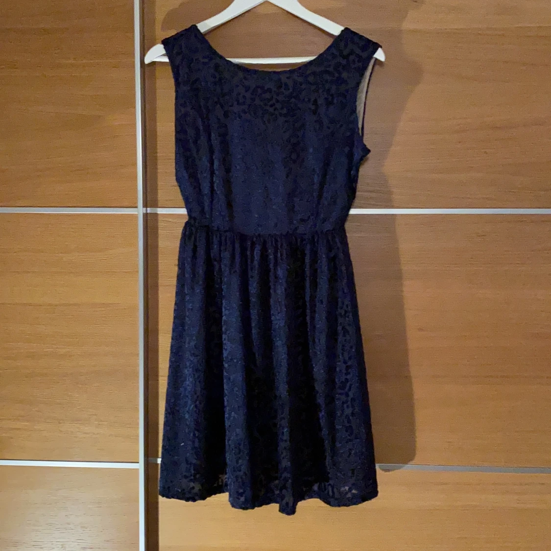 Klänning fin baksida  - 90