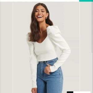 Superfin tröja nakd - Superfin tröja ifrån NAKD, säljer då den är för stor, frakt tillkommer