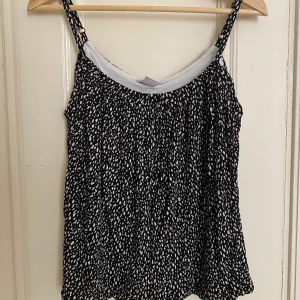 Black and white top - Loose top from H&M