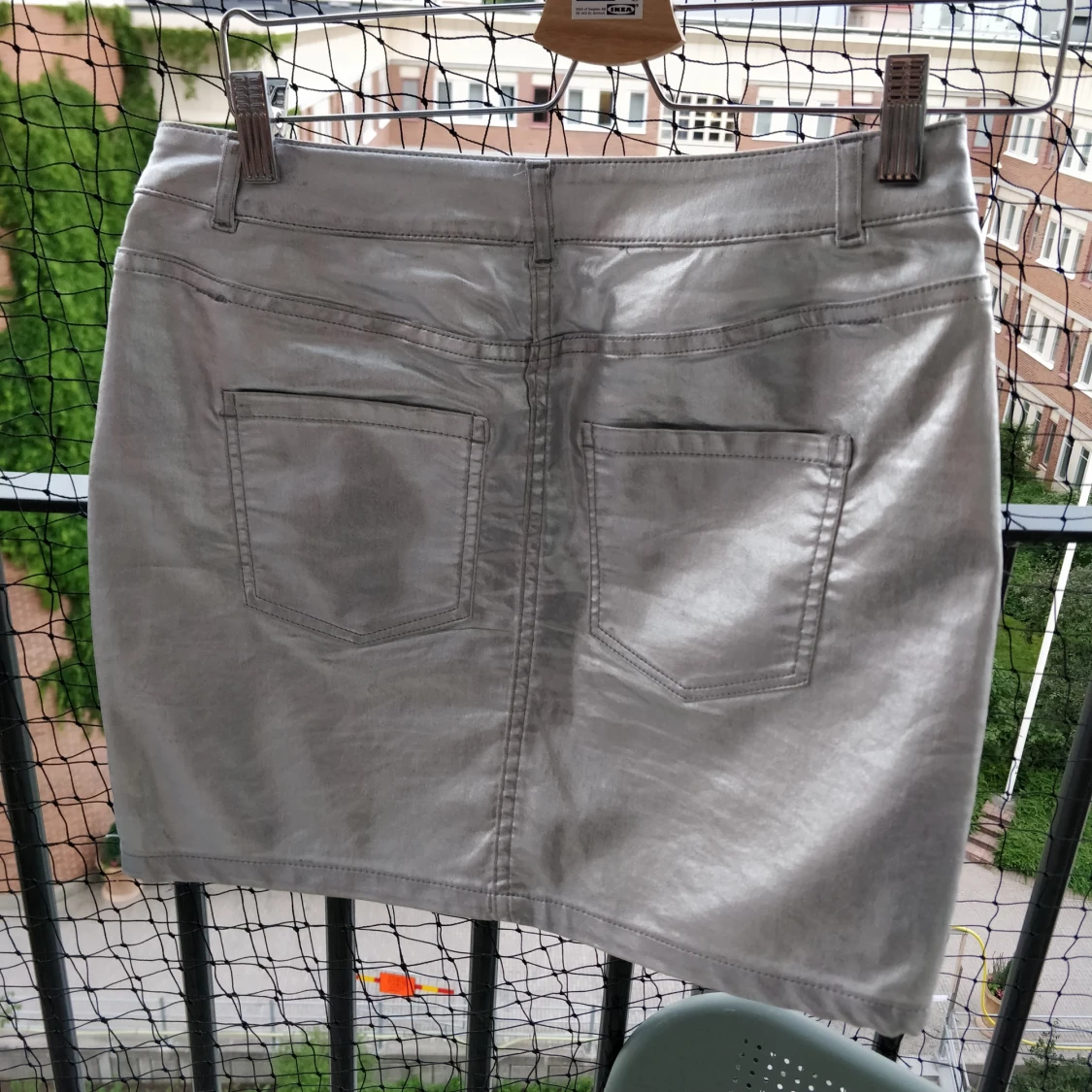 Silverkjol i jeanslikande material  - 91