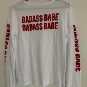 Cool tröja - Snygg långärmad T-shirt. Stl s