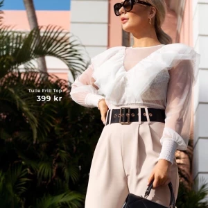 KissieXbubbleroom - Säljer denna otroligt fina topp som är designad av Alexandra ”Kissie” Nilsson. Helt ny!!