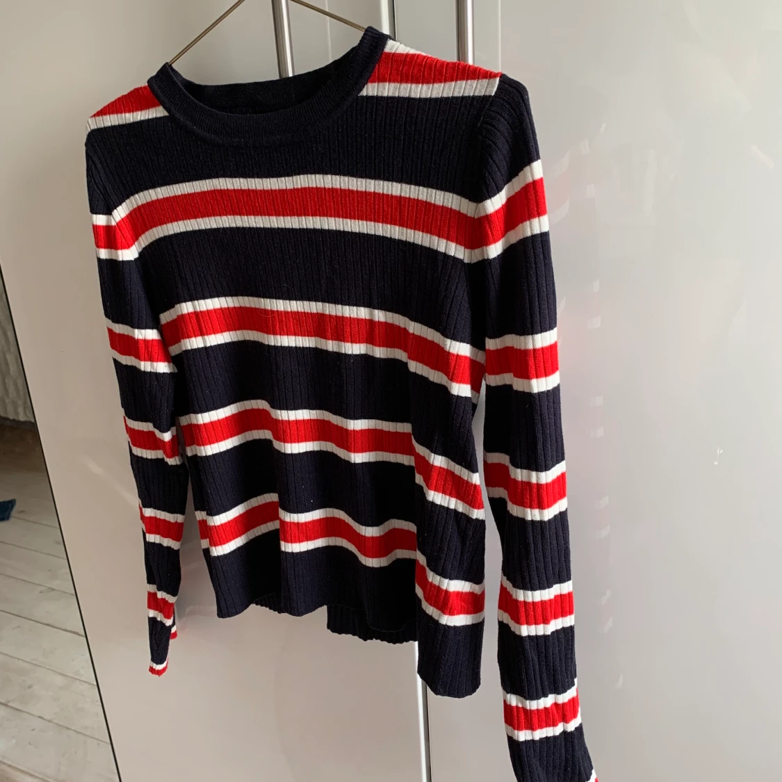 Randig tröja 👚💓stl L - 90