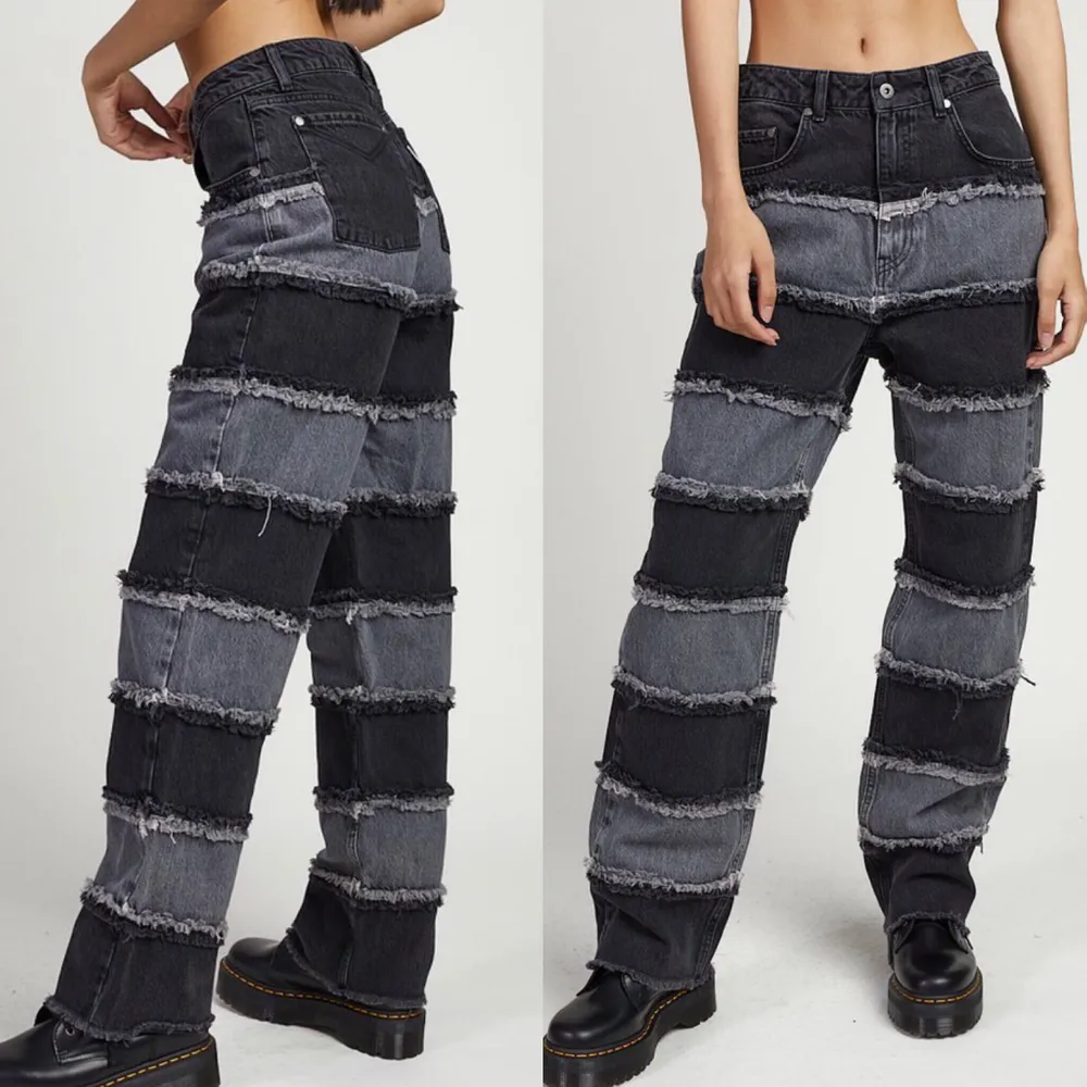 Säljer dessa skitsnygga patchwork jeans från Ragged Priest. Slutsålda o deras mest sålda storlek (24/S). Helt nya med lappar  kvar. Säljer för samma pris jag köpt för 🌸. Jeans & Byxor.