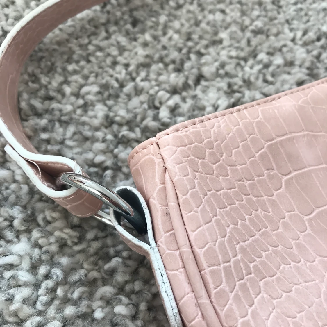 Ljusrosa Handväska  - 90