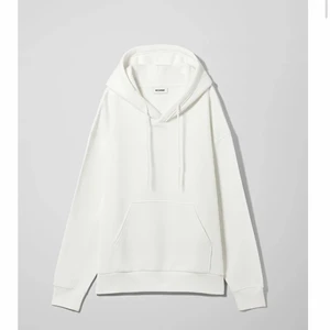 Weekday hoddie  - Jättefin vit hoddie från weekday, lite oversize modell. Använd fåtal gånger
