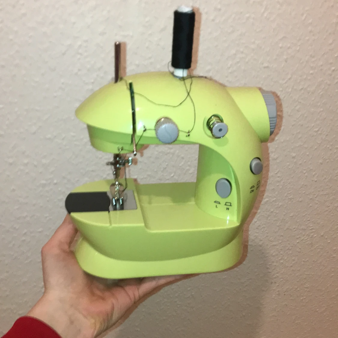 mini symaskin ljus grön