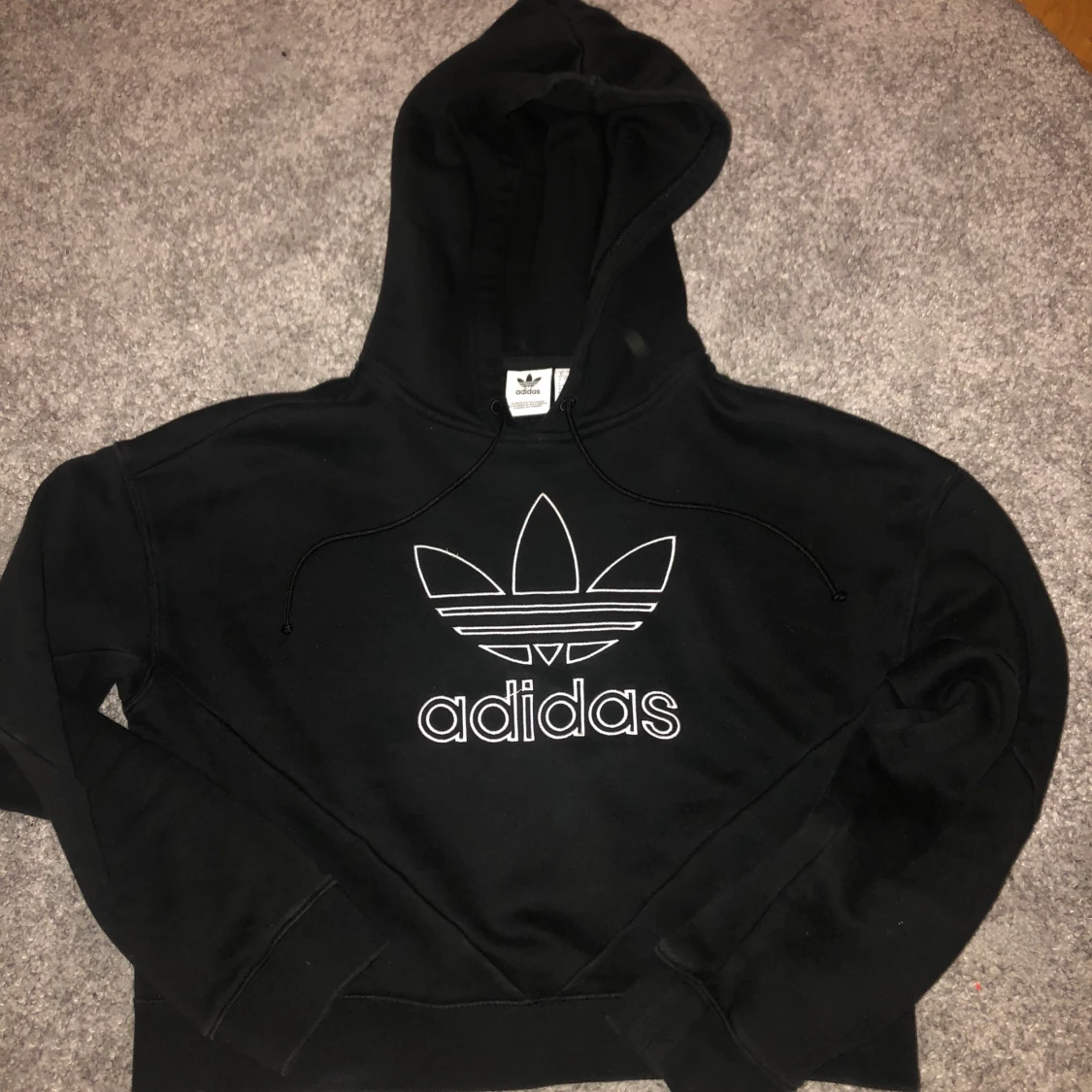 Adidas hoddie - 90