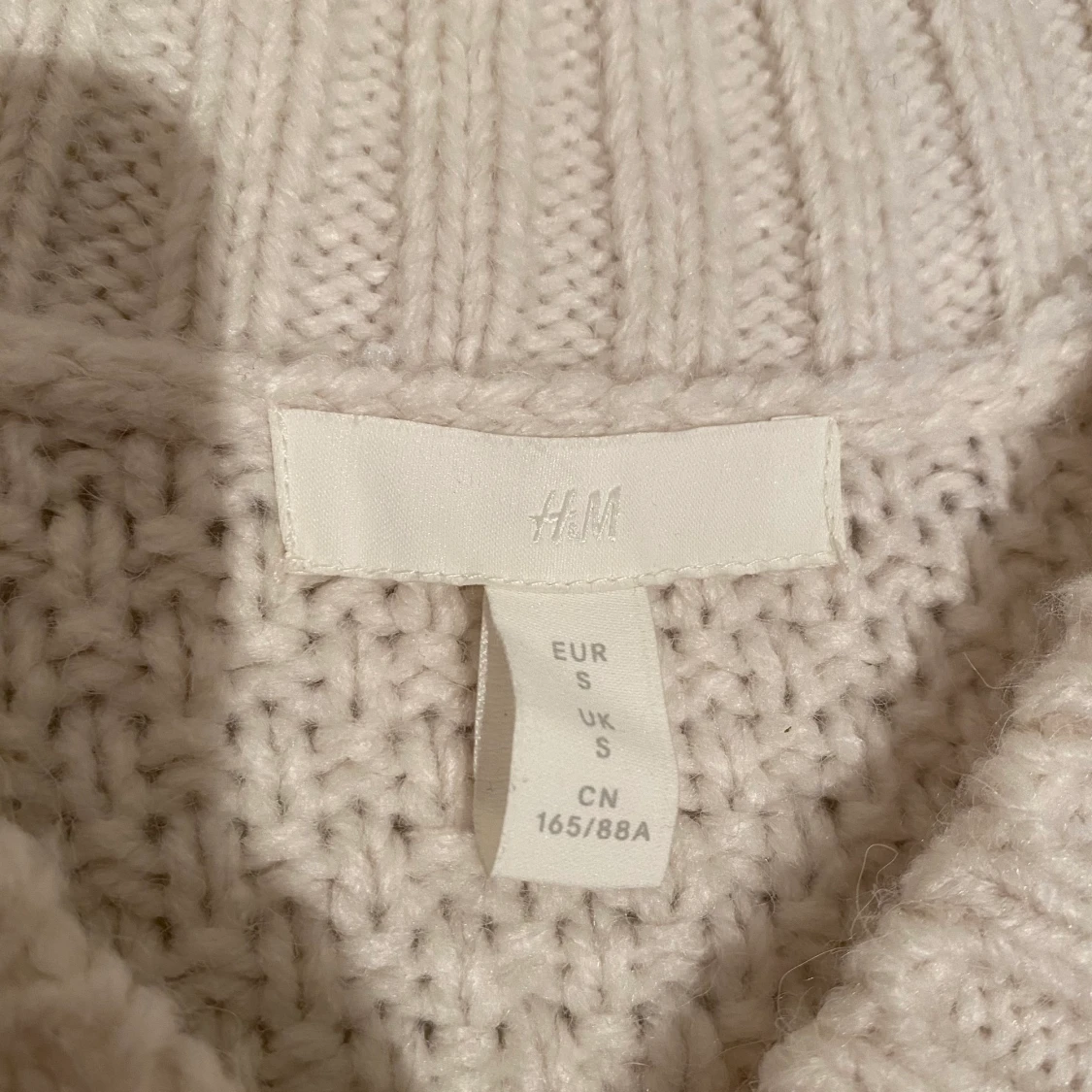 Stickad väst från H&M!! - 90