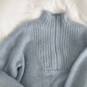 Tjocktröja  - Stickad oversized tröja💙💙