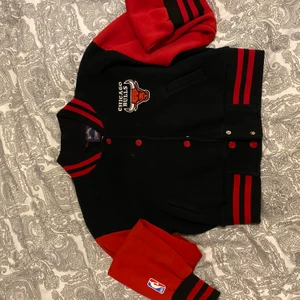 Snygg basebolljacka - storlek s kort jacka 