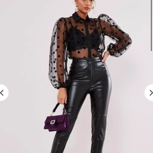 Faux skinnbyxor - Helt nya, storlek 36