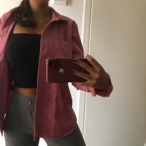 Manchester skjorta - Rosa manchestetskjorta från Gina tricot. Endast använd en gång. Köparen står för frakten 💓