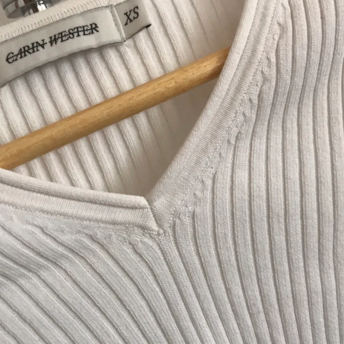 Vit ribbad tröja XS - 91