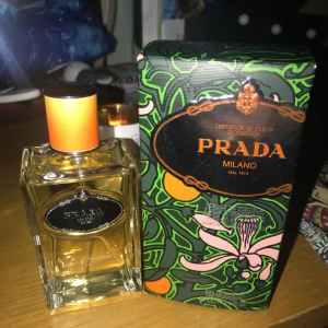  - Prada parfym. Aldrig använd ⭐️