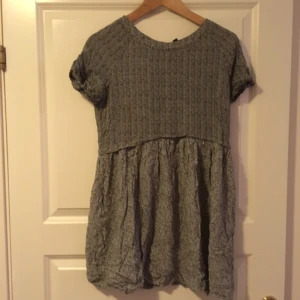  - Söt Klänning/tunika från topshop. 