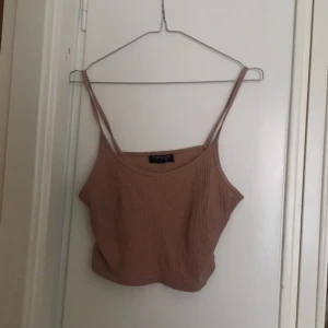  - Magtröja från topshop