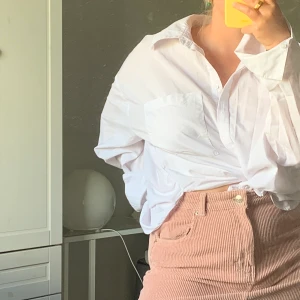 Manchester kjol  - söt kjol från Gina! Möts i gbg eller fraktar💥