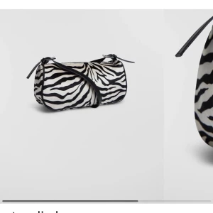 Gina Tricot väska - Säljer en oöppnad väska från Gina Tricot pga min kompis beställde samma. Den är väldigt populär och som sagt helt oöppnad Jag kommer frakta i paketet som jag fick den i. Buda från: 300 