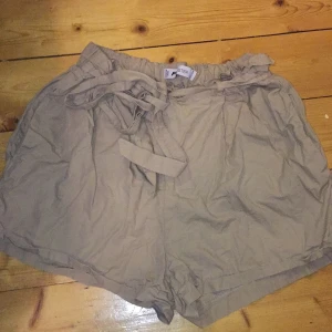 Shorts stl M - Bra skick inte så mycket använda stl M kan fraktas