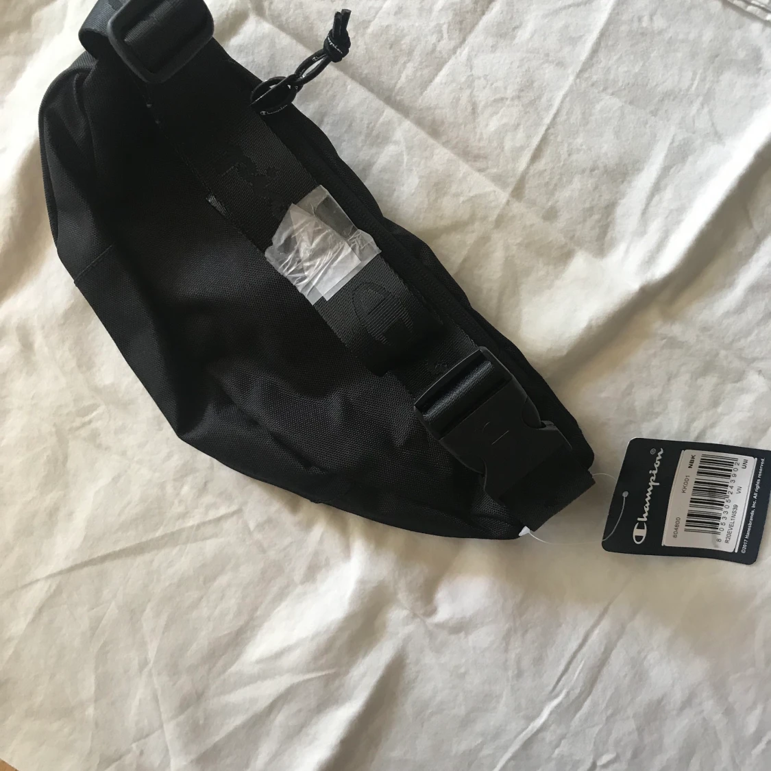 Magväska ifrån Champion, helt ny - 91