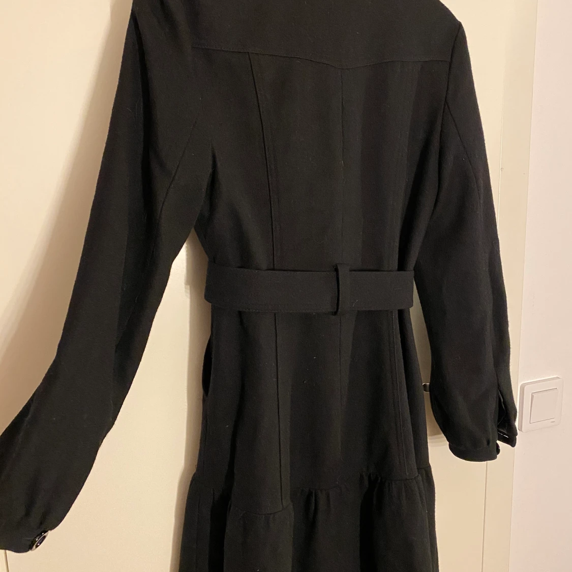 Svart lång kappa - 90