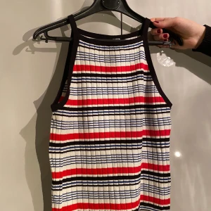 Randigt linne - Randigt sött linne i storlek S