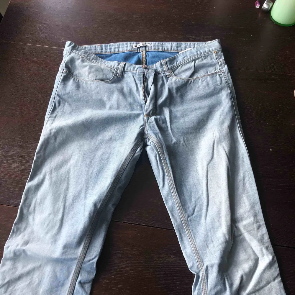 Acne jeans 36/34 knappt använda. Jeans & Byxor.