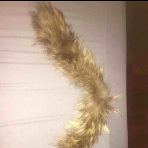  - Köp denna fina äkta päls för din jacka. 