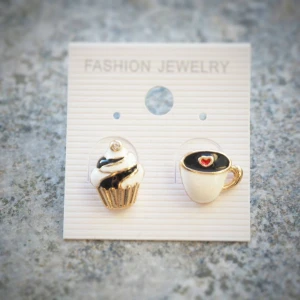  - nya örhängen  /frakt 10kr