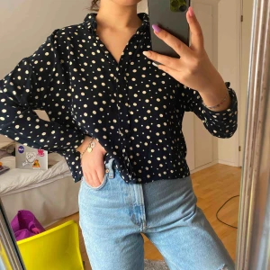  - Jättefin topp/blus, frakt ingår!