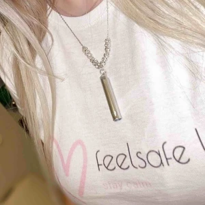  - Försvarshalsband från mitt och mina vänners UF-företag!💕Instagram: @ffeelsafe.uf