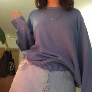  - Babyblå tjocktröja! 💙