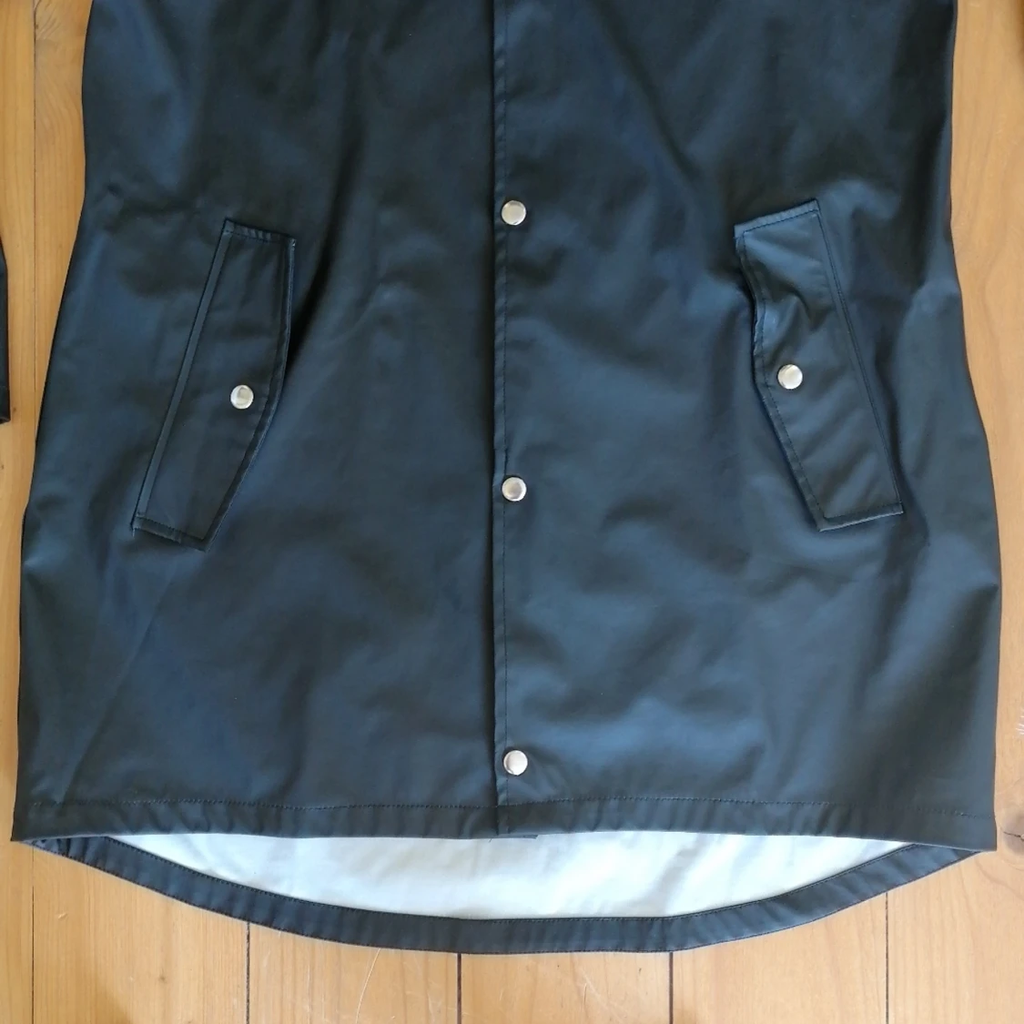 Svart regnjacka - 90