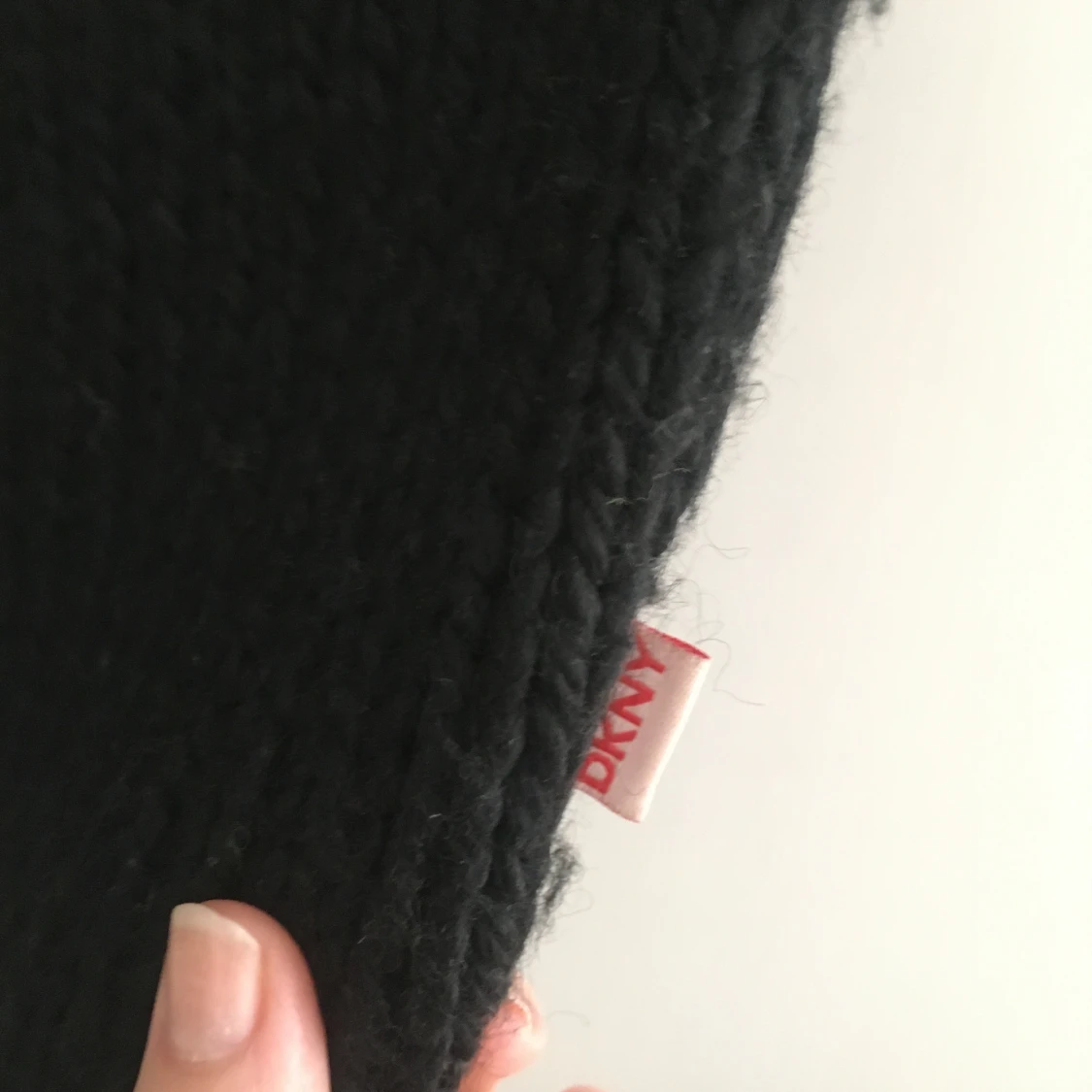 Snygg tröja från DKNY - 91