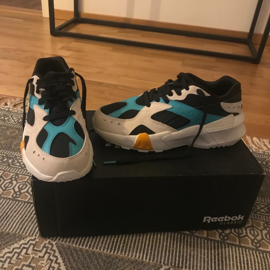 Reebok aztrek double x Gigi hadid - 90