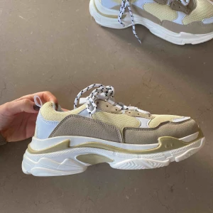  - Använda en gång. Frakt tillkommer 63kr