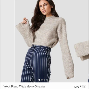  - Helt oanvänd jättefin tröja ifrån Nakd i storlek S, med utsvängda ärmar💕