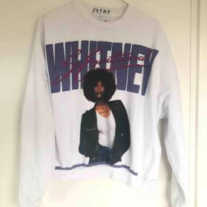 Whitney Houston sweatshirt från carlings!  Frakt:70kr annars möts jag upp i Malmö💜