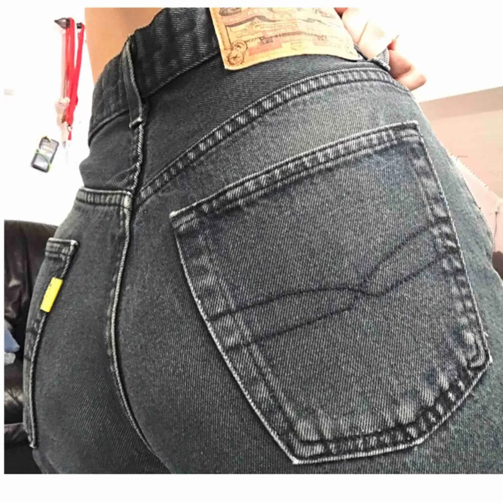Snygga jeans från Crocker. Men’s storlek. Välanvända med inget som syns.  Frakt tillkommer✨. Jeans & Byxor.