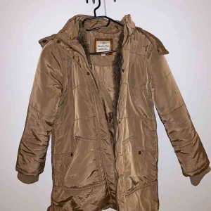  - Too small for me! Can ship it or we can meet in västerås🥰