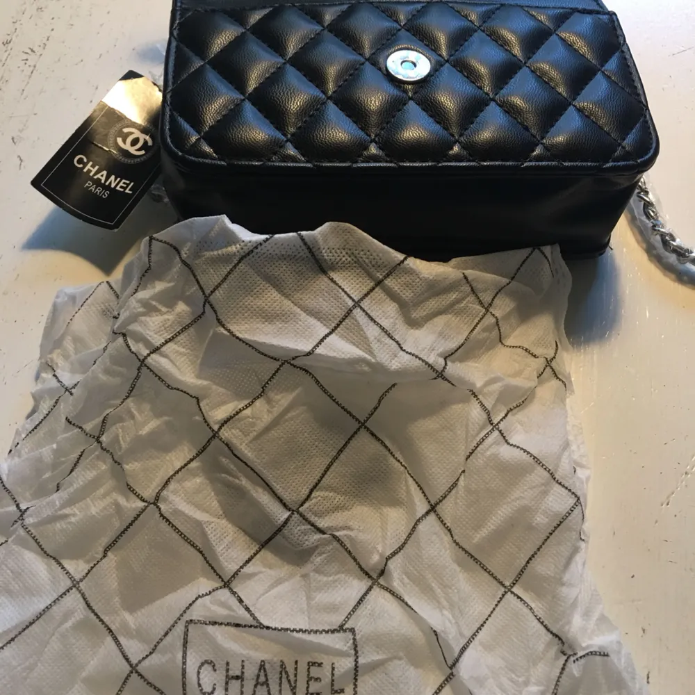 Chanel väska (kopia). Helt ny. Supersnygg. Väskor.