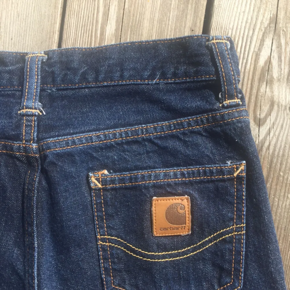 Straight leg jeans från carhartt 💦 köpare står för frakt, pris kan diskuteras 🌻. Jeans & Byxor.