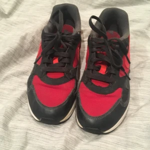  - Retro Nike sneaker